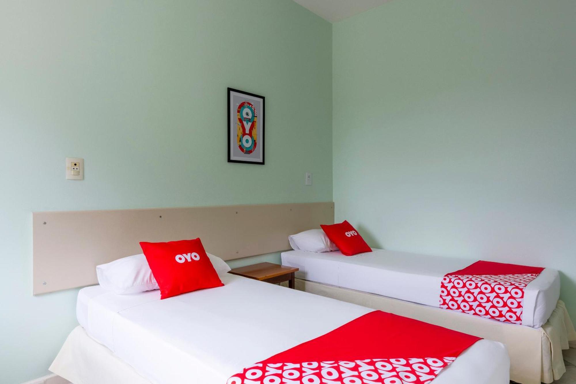 Oyo Hotel Cosmopolis, Sao Paulo Екстер'єр фото