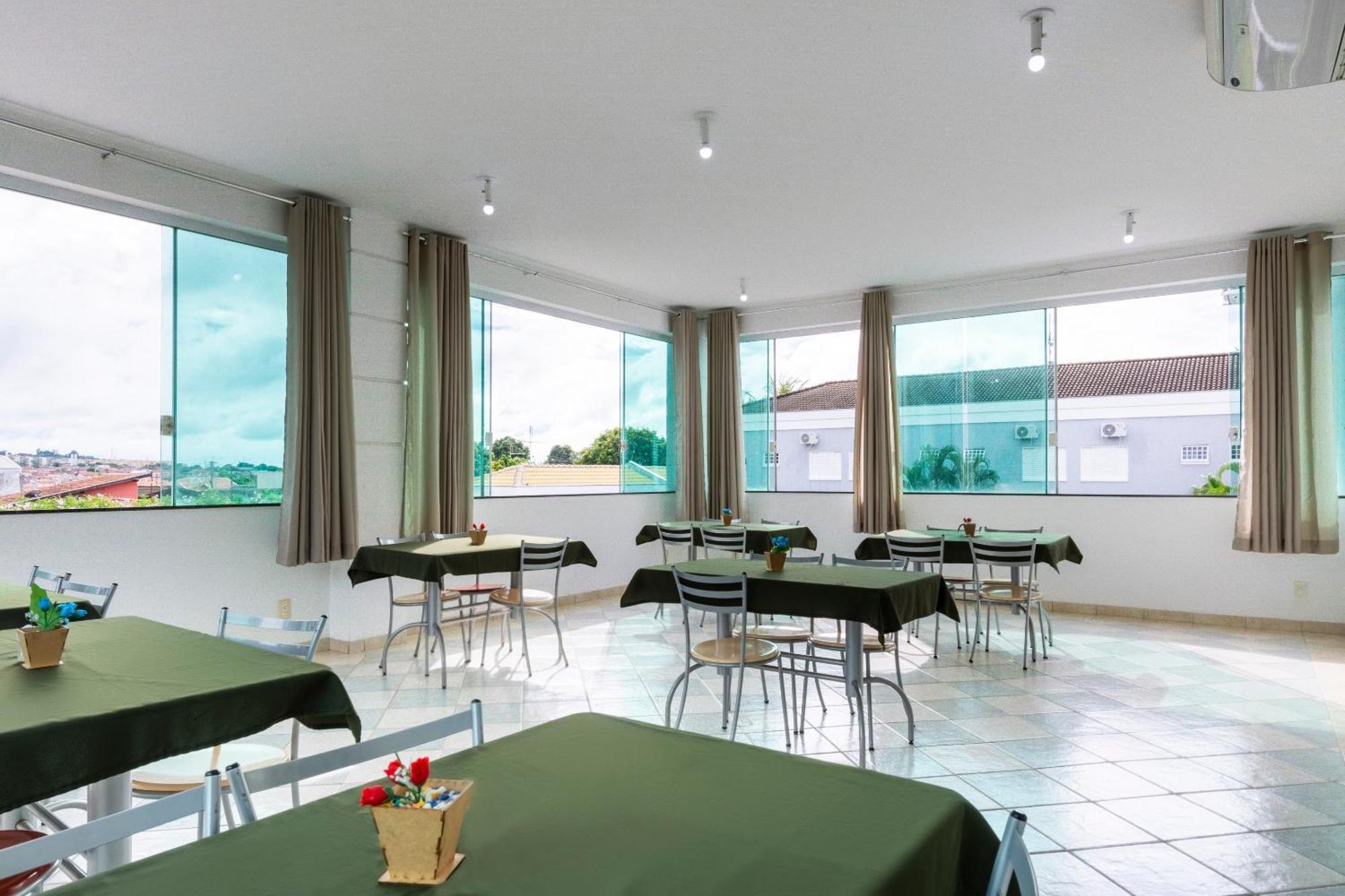 Oyo Hotel Cosmopolis, Sao Paulo Екстер'єр фото